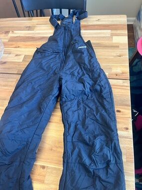 Kids Black Snow Bib Overalls - size M